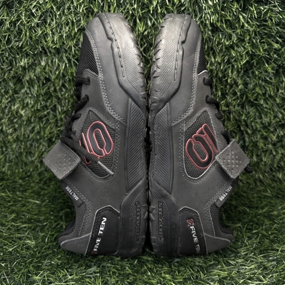 Five Ten Maltese Falcon Mens 8 Mountain Bike Shoes Black Grey Leather SPD 5267